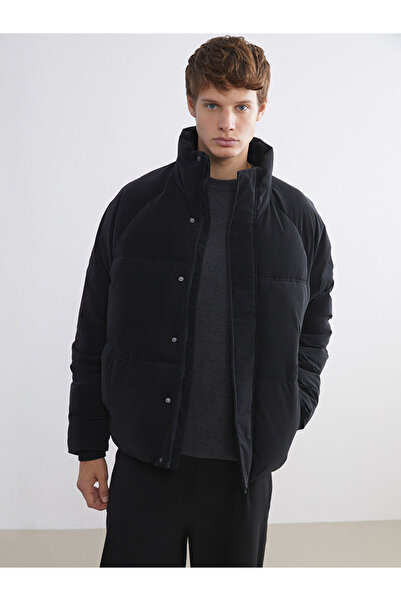 LC Waikiki Black Comfortable Fit Stand Collar Men's Puffer Coat