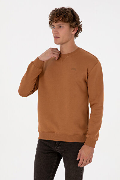 U.S. Polo Assn. سويت شيرت رجالي ذو ياقة دائرية مبطن بالصوف Camel Basic 503137...