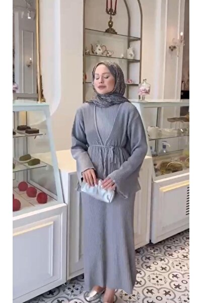 Sara Deluxe حذاء ميدوسا كيو بي جيليلي للنساء