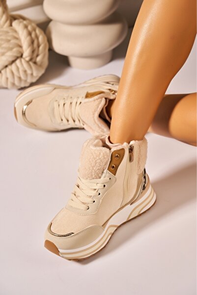 Joana Savys Women's Beige Faux Suede Fur-Lined Boots