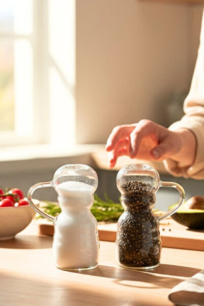 Lunare Borosilicate Glass Handle Design Salt&Pepper Shaker Spice Shaker 2-Piece Set Transparent