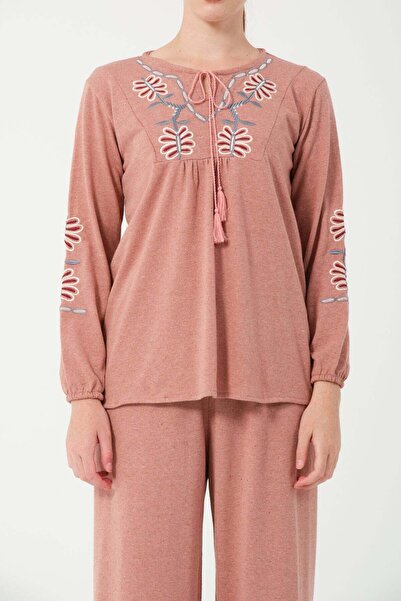 Hatun Atila Hatunatila Hera Fabric Front and Sleeves Authentic Embroidered Tassel Double Suit 7668 Pink