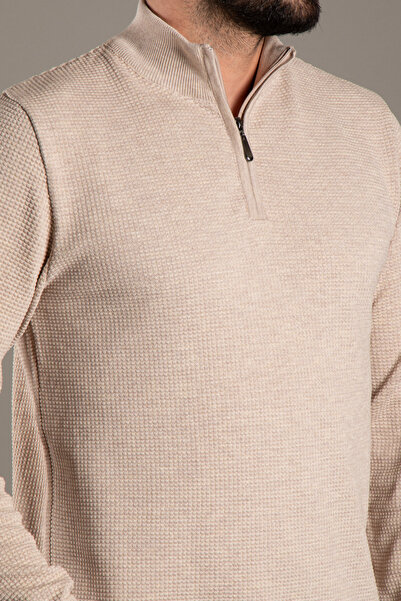 ZEKİ ÖZER Men's Beige Textured Mock Neck Zipper Knitwear