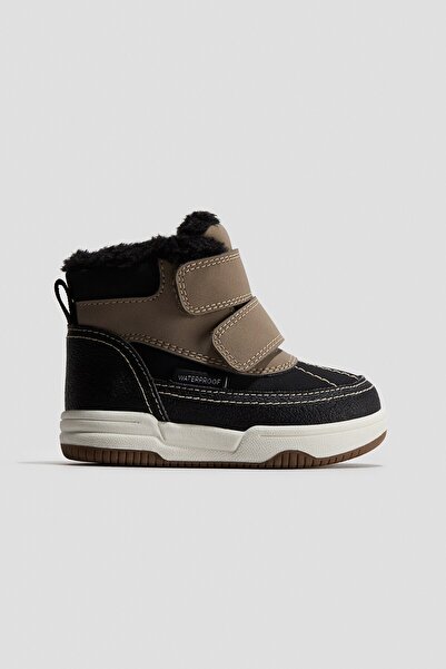 H&M Yüksek Boğazlı Su Geçirmez Spor Ayakkabı