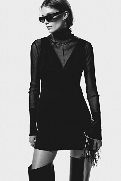 H&M V Yakalı ve Beli Belirgin Kesimli Elbise