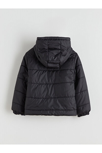 LC Waikiki Beşiktaş Armalı Erkek Çocuk Şişme Mont