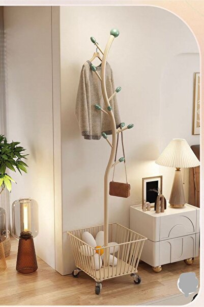 Un علاقة ملابس بشكل شجرة أنيقة مع سلة مصنوعة من المعدن المتين