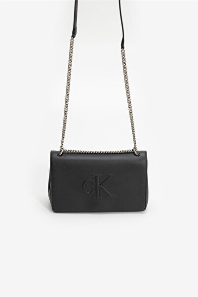 Calvin Klein Sculpted Flap Çapraz Askılı Çanta