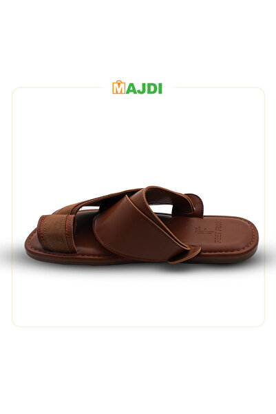 feet first Oriental Gulf sandal with a modern design
