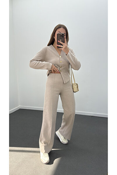 Narferita طقم كارديجان وبنطلون تريكو بأزرار ذهبية من فريا