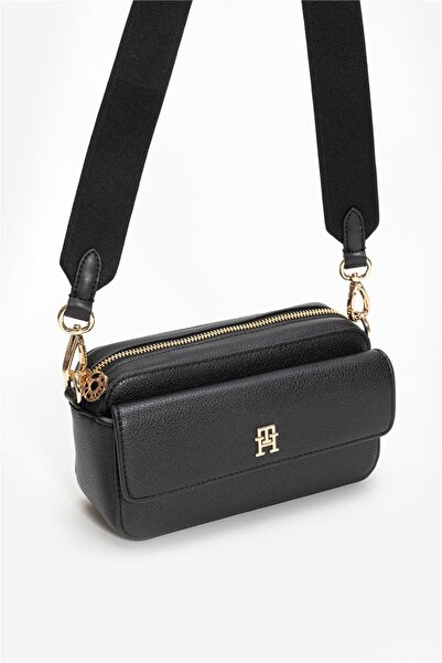 Tommy Hilfiger Dámská černá taška přes rameno (AW0AW17455-BDS)