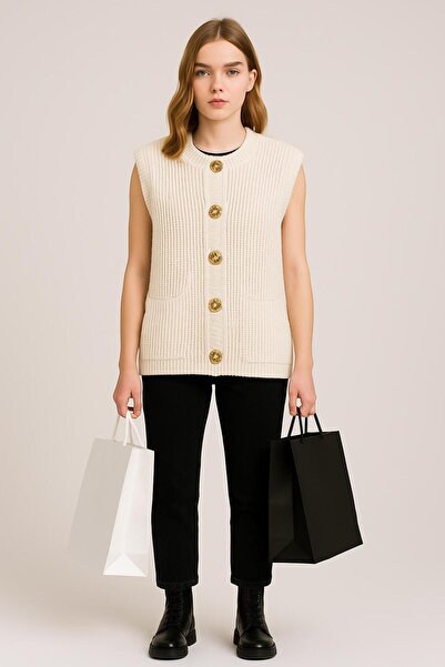 Sfg Life Moda Women's Braided Oversized Sleeveless Knitwear Vest with Gold Buttons on the Front