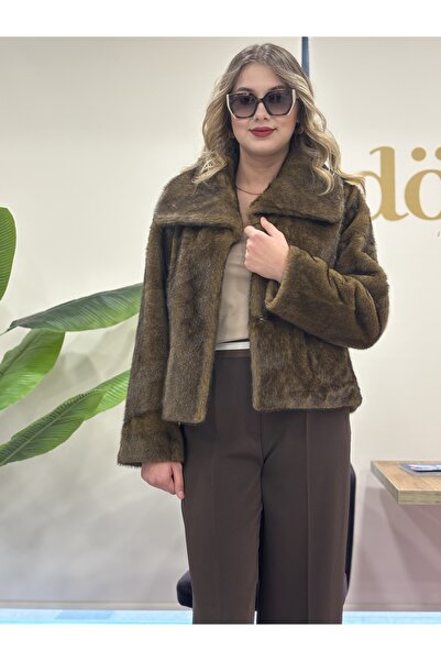 dörtelle Extra Soft Texture Plump Hooked Faux Fur Coat