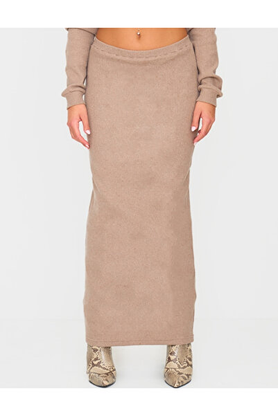 Pretty Little Thing PRETTYLITTLETHING maxi skirt, beige