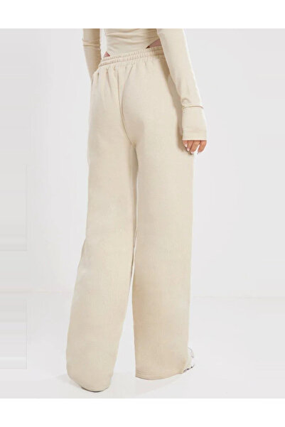 Pretty Little Thing PRETTYLITTLETHING sweatpants, beige