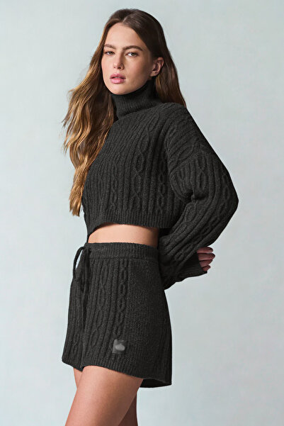 HepsitrentStore High Neck Crop Length Long Sleeve Knit Sweater