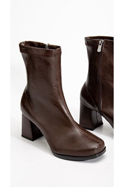 Pinhal Home Kadın Acı Kahve Streç Bilekli Orta Boy Topuklu Bot