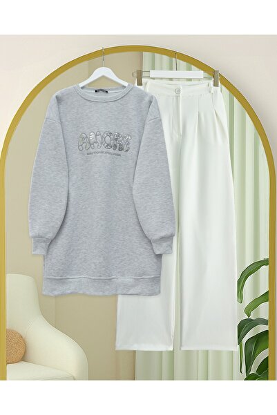 Modamorfo Three Thread Sweater with Sequin Detail and Text on the Front - Light Gray