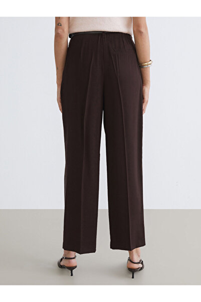 LC Waikiki Vizyon New Season Loose Fit Women's Pleated Trousers with Belt at the Waist