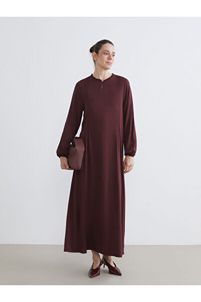 LC Waikiki Φόρεμα με βολάν και λεπτομέρεια πλισέ