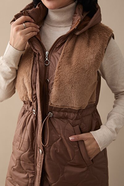 InStyle Önü Peluş Detay Kahverengi Şişme Yelek