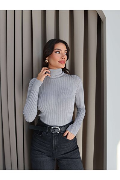 ESRAHELVACI Ribbed Turtleneck Sweater