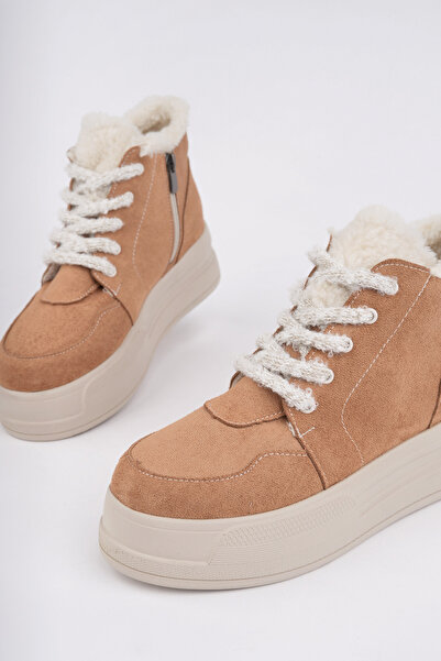 Madam Tarz حذاء FRM-034 بتفاصيل سحاب وفرو