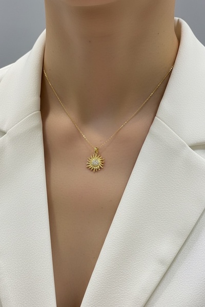 Utku Kuyumculuk 22 AYAR GÜNEŞ UÇLU ALTIN KOLYE