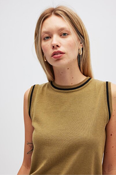 Peraluna Rina Plain Knit Women's Sleeveless Blouse - Olive Green