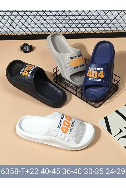 RJ A set of 4 shoes in different colors with an elegant design