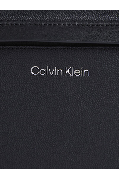 Calvin Klein Men Black Must Waistbag