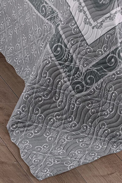 Örtüm Çift Kişilik Kapitone Yatak Örtüsü, Klasik Desenli Model - Beste Gri (250 X 260cm)
