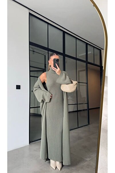 BUĞLEM İKRA Triko Yırtmaçlı Elbise Hırka Takım