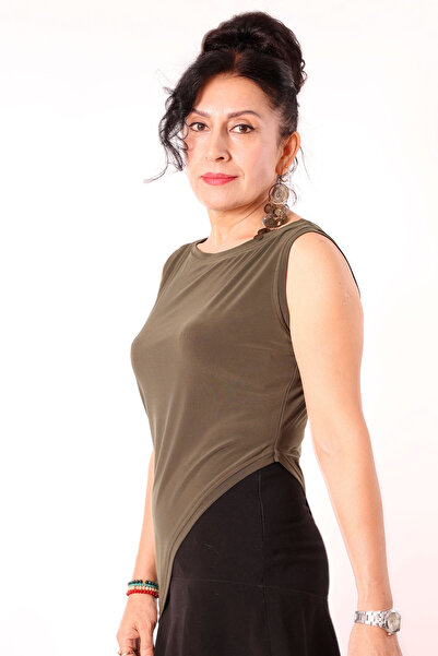 Store بلوزة نسائية غير متماثلة ذات ياقة قارب باللون الأخضر الكاكي