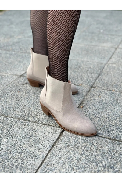 LOVE SHINE Centa Süet Lastikli Kısa Topuklu Büyük Numara Kadın Bot Stil ve Rahatlık