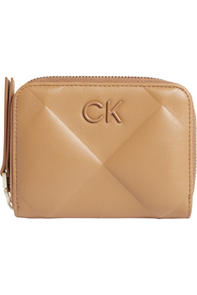 Calvin Klein Women Brown Sugar Re-Lock Quilt Medium Wallet