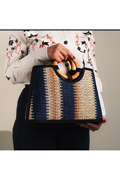 Aurora Stitches Stitched Story