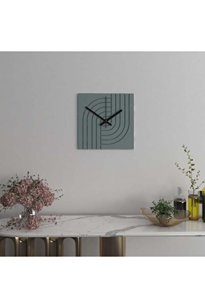 Marktna Wooden wall clock with elegant lines design
