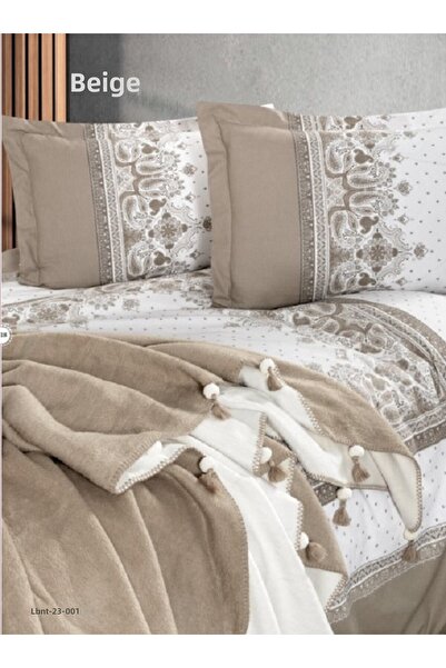 The Fabric Tropical Pineapple Double Pompom Blanket Duvet Cover Set