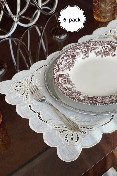 QBR Home Комплект подложки за хранене с 6 дупки. Модел пеперуда (6 части)