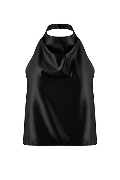 Trendyol Curve Черна сатенена блуза с деколте и широка кройка TBBAW26AF00079