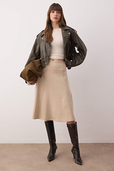 Trendyol Collection Бежева спідниця А-силуету/дзвіноподібна, що розкльошена, середньої довжини, в'язана TWOAW26ET00149