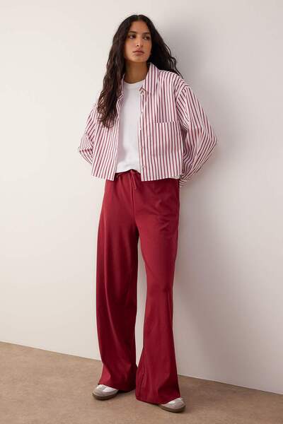 Trendyol Collection Burgundy Seasonal Wide Leg/Flared Leg Detailed Stretch Knitted Sweatpants Twoaw26Ea00005