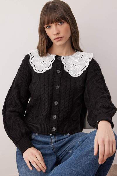 Trendyol Collection Black Soft Textured Garni Detailed Knitwear Cardigan Twoaw26Hi00074