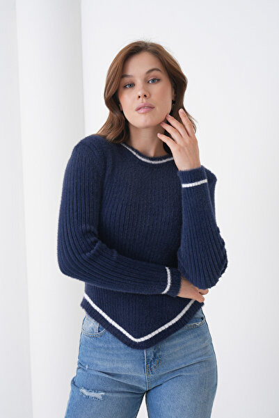 MAMAYAGA Women's Asymmetrical V Cut Stripe Edge Bearded Long Sleeve Crew Neck...