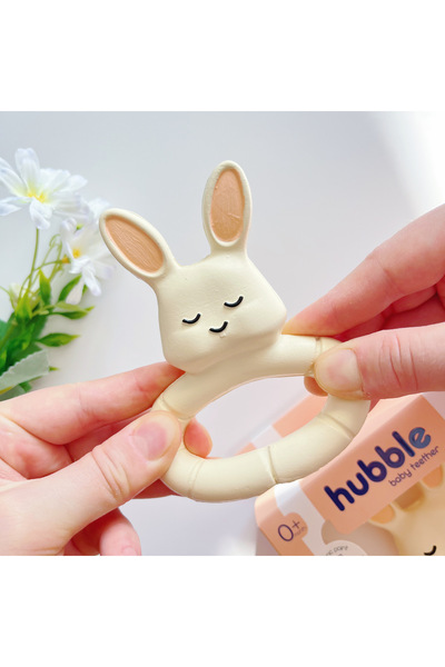Hubble Bebek Diş Kaşıyıcı Ve Oyuncak - Tavşan Halkalı Şekilli Dişlik (%100 DOĞAL KAUÇUK)