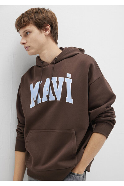 Mavi Logo Baskılı Kapüşonlu Kahverengi Sweatshirt 067149-88067