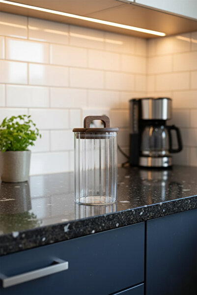 MİEN Esyhome Acacia Jar with Lid 950 ml