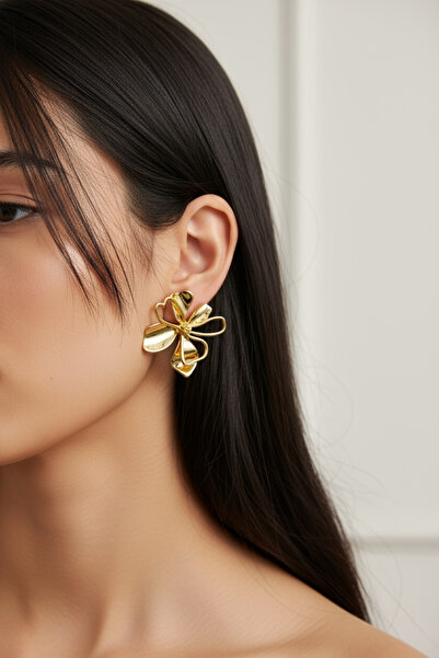 HİVA Kadınaltın Renk çivi Çiçek Model Çelik Küpe – Alerji Yapmaz, Zarif Tasarım