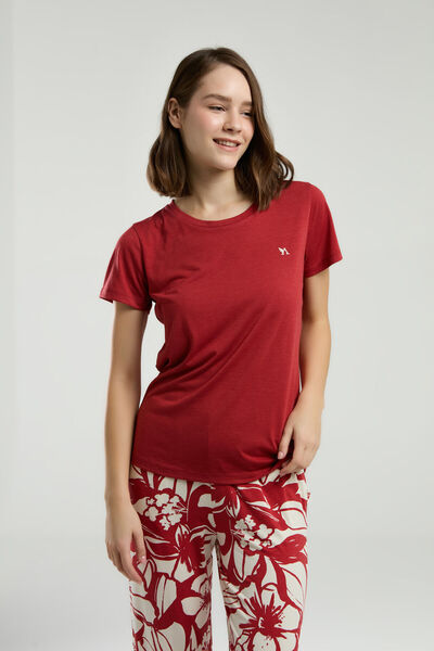 Arnetta Women's Red Capri Suit